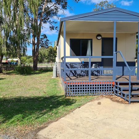 Pinjarra Caravan Park And Cabins Kültér fotó