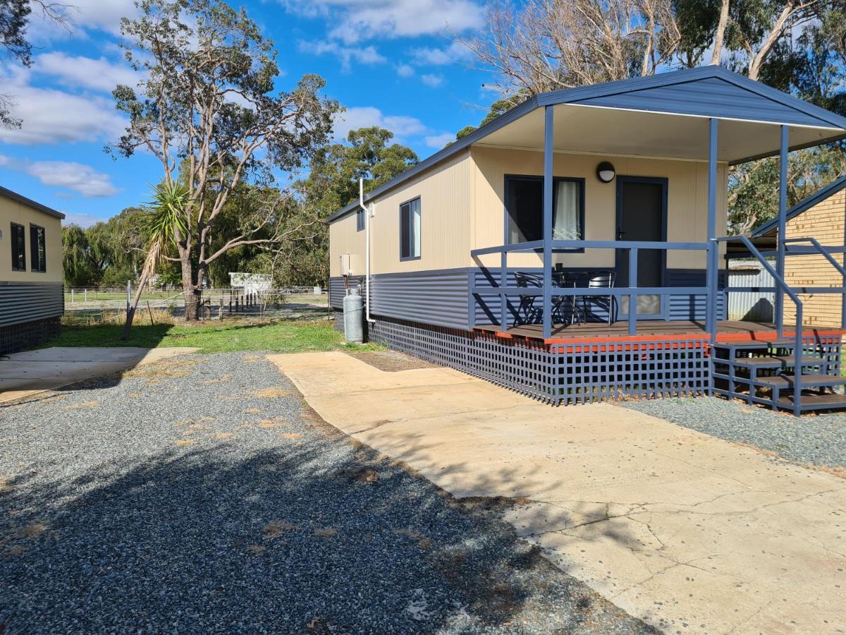 Pinjarra Caravan Park And Cabins Kültér fotó