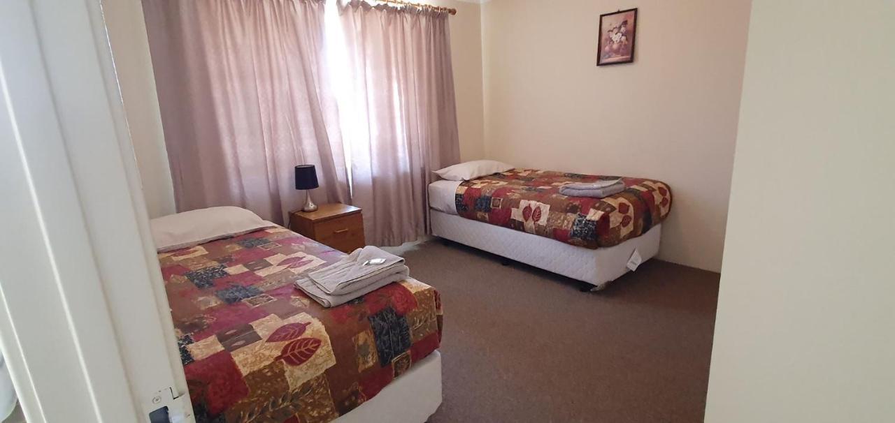 Pinjarra Caravan Park And Cabins Kültér fotó