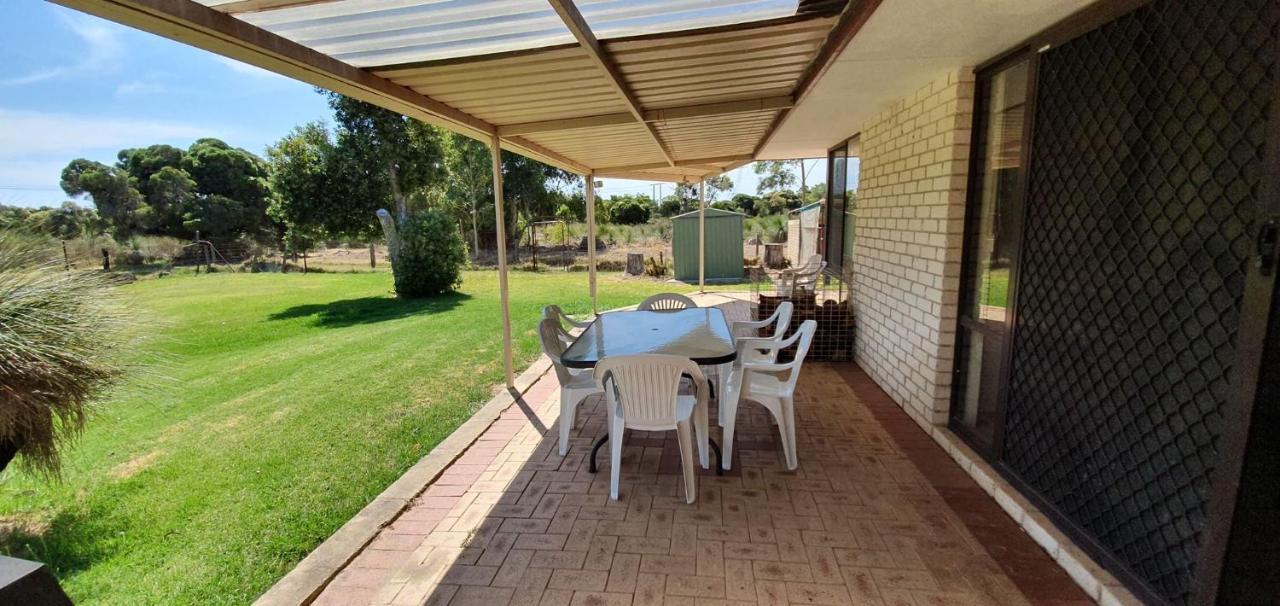 Pinjarra Caravan Park And Cabins Kültér fotó