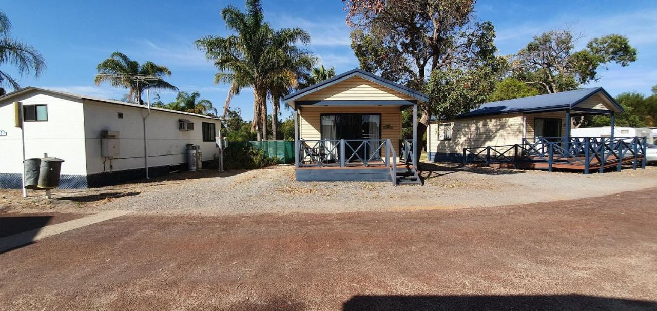 Pinjarra Caravan Park And Cabins Kültér fotó